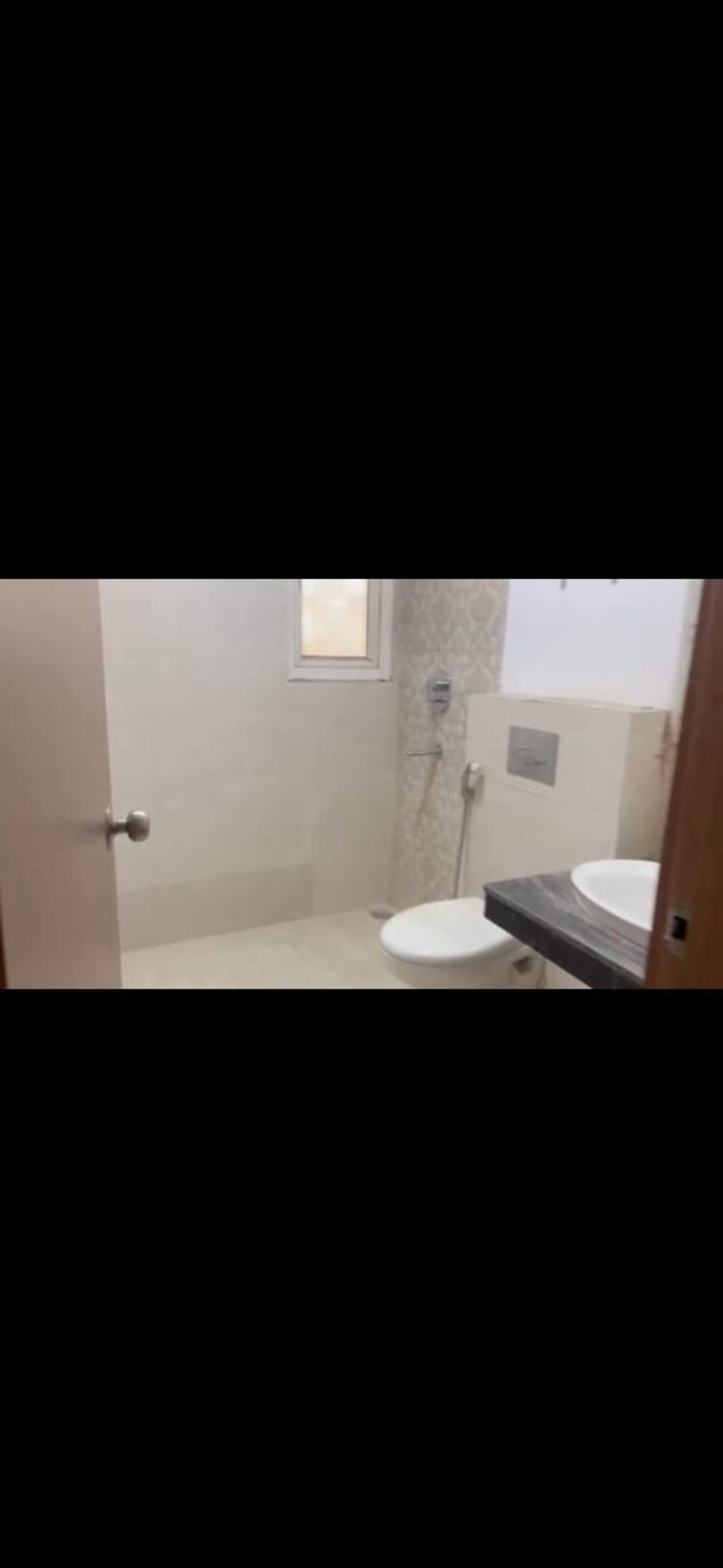 Bathroom, paras-dews 3 Bedroom 1665 Sq.Ft. Apartment In Sector 106 Gurgaon 8617140