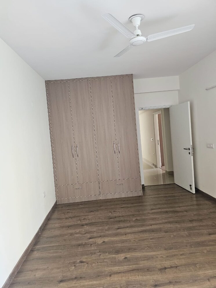 undefined, paras-dews 3 Bedroom 1665 Sq.Ft. Apartment In Sector 106 Gurgaon 8617140