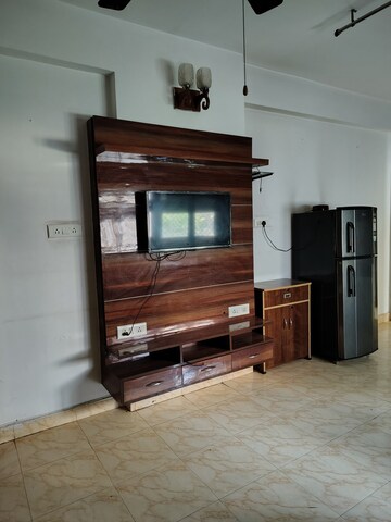 Furnished Amenities in 2 BHK Apartment at Adore Happy Homes, Sector 86 – for Rent