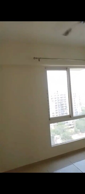 2 BHK Apartment For Rent in Signature The Millennia 2, Sector 37d
