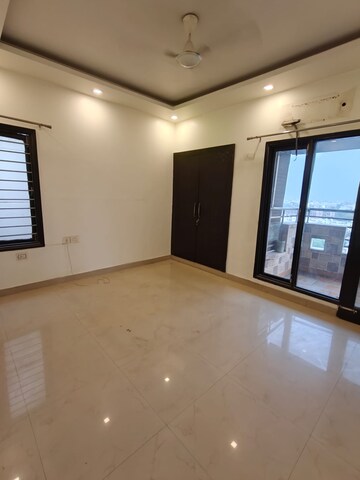 Room in 3 BHK Apartment at RPS Savana, Sector 88 – for Rent