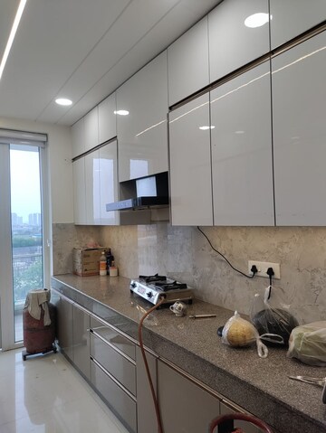 Team Area in 3 BHK Apartment at Omaxe Royal Residency Faridabad, Sector 79 – for Rent