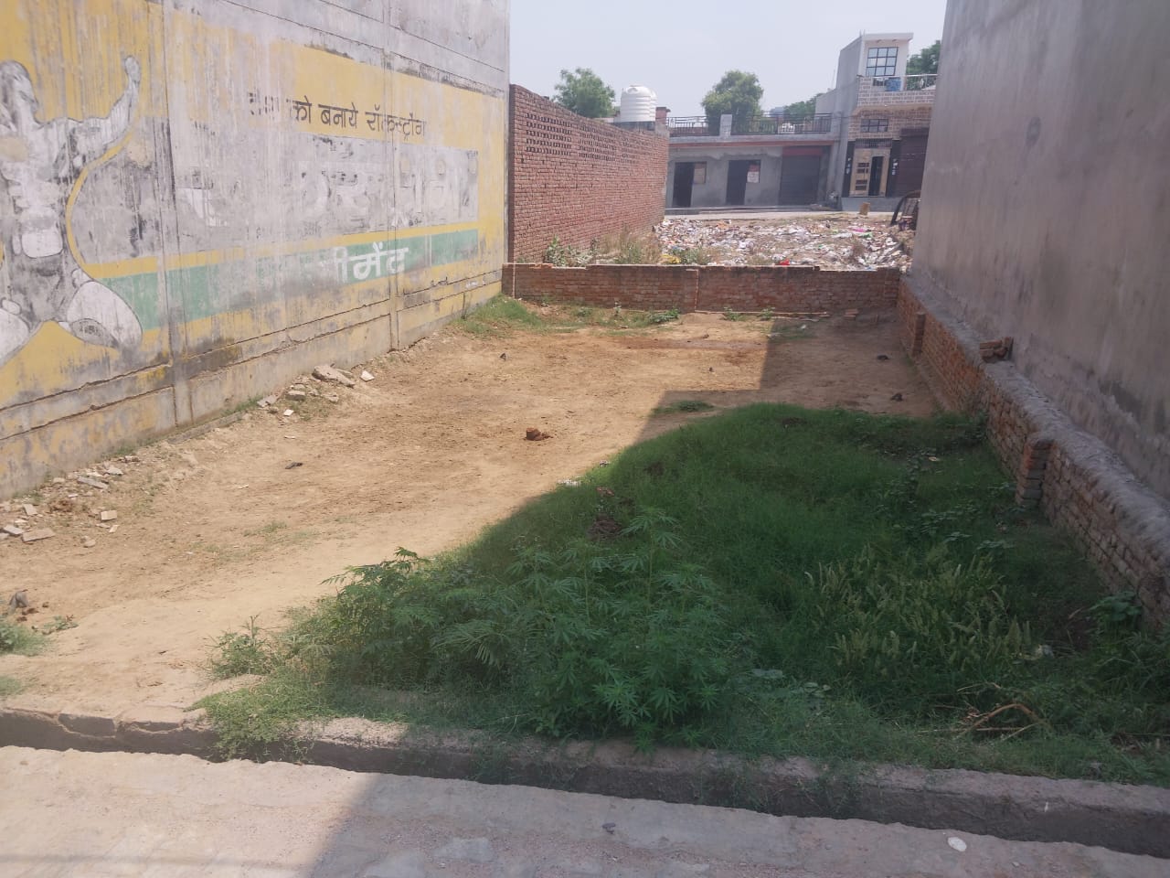 Plot For Sale in New Garden Enclave