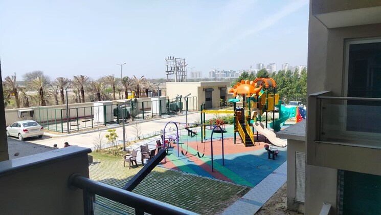 Swimming Pool, adani-oyster-grande-phase-2 3 Bedroom 1689 Sq.Ft. Apartment In Sector 102 Gurgaon 8617300