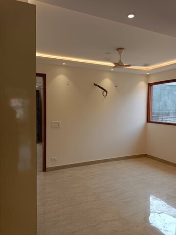 Room in 2 BHK Builder Floor at Lajpat Nagar 4 – for Rent