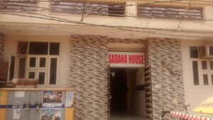 6+ BHK Independent House For Sale in Roshan Complex, Sector 66