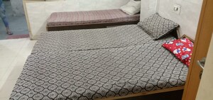 Bedroom in 6+ BHK Independent House at Roshan Complex, Sector 66 – for Sale