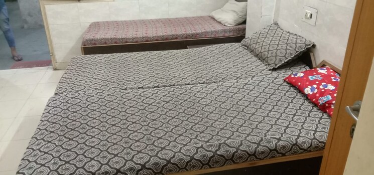 Bedroom, roshan-complex 6+ Bedroom 4500 Sq.Ft. Independent House In Sector 66 Noida 8617343