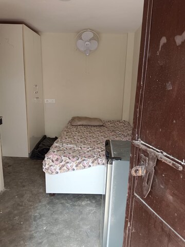 Studio Builder Floor For Rent in Lajpat Nagar 4