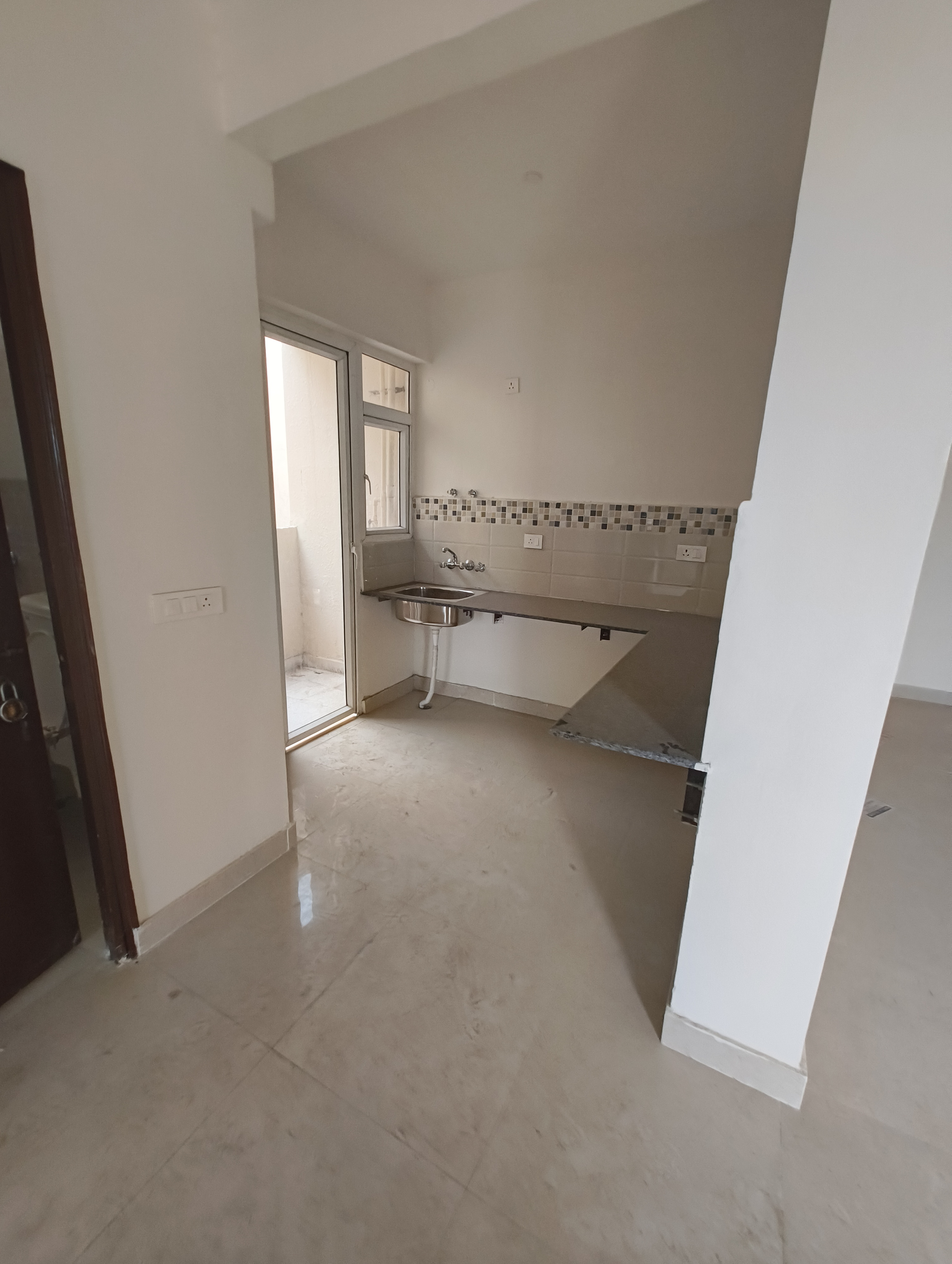 2 BHK Apartment For Rent in Signature Global Orchard Avenue