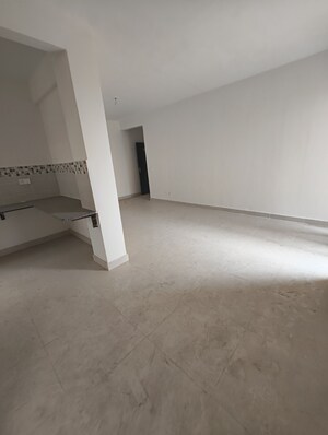 Room in 2 BHK Apartment at Signature Global Orchard Avenue, Sector 93 – for Sale