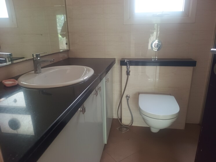 Bathroom, sobha-international-city-phase-1 5 Bedroom 4100 Sq.Ft. Villa In Sector 109 Gurgaon 8617549
