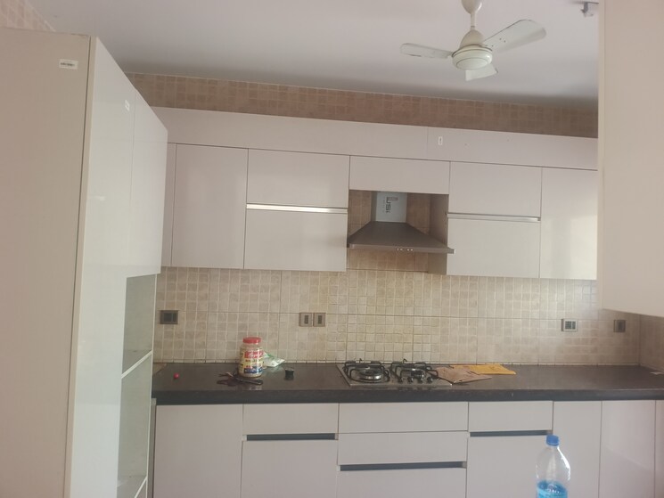 Kitchen, sobha-international-city-phase-1 5 Bedroom 4100 Sq.Ft. Villa In Sector 109 Gurgaon 8617549