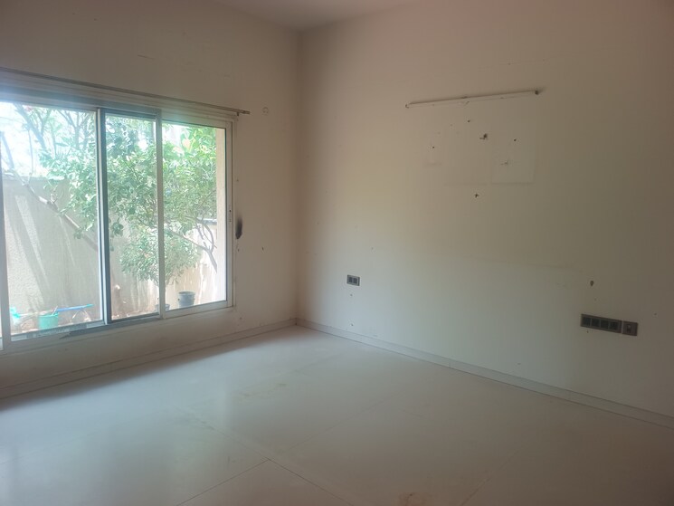 Bedroom, sobha-international-city-phase-1 5 Bedroom 4100 Sq.Ft. Villa In Sector 109 Gurgaon 8617549