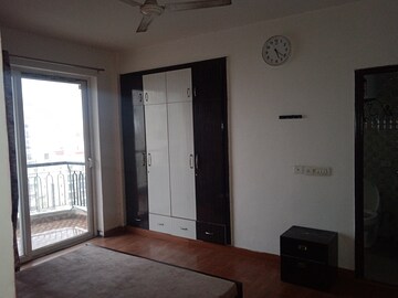 Room in 3 BHK Apartment at Ansal Royal Heritage, Sector 70 – for Sale