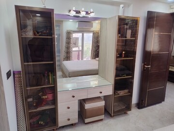 Furnished Amenities in 3 BHK Apartment at Paras Tierea, Sector 137 – for Sale