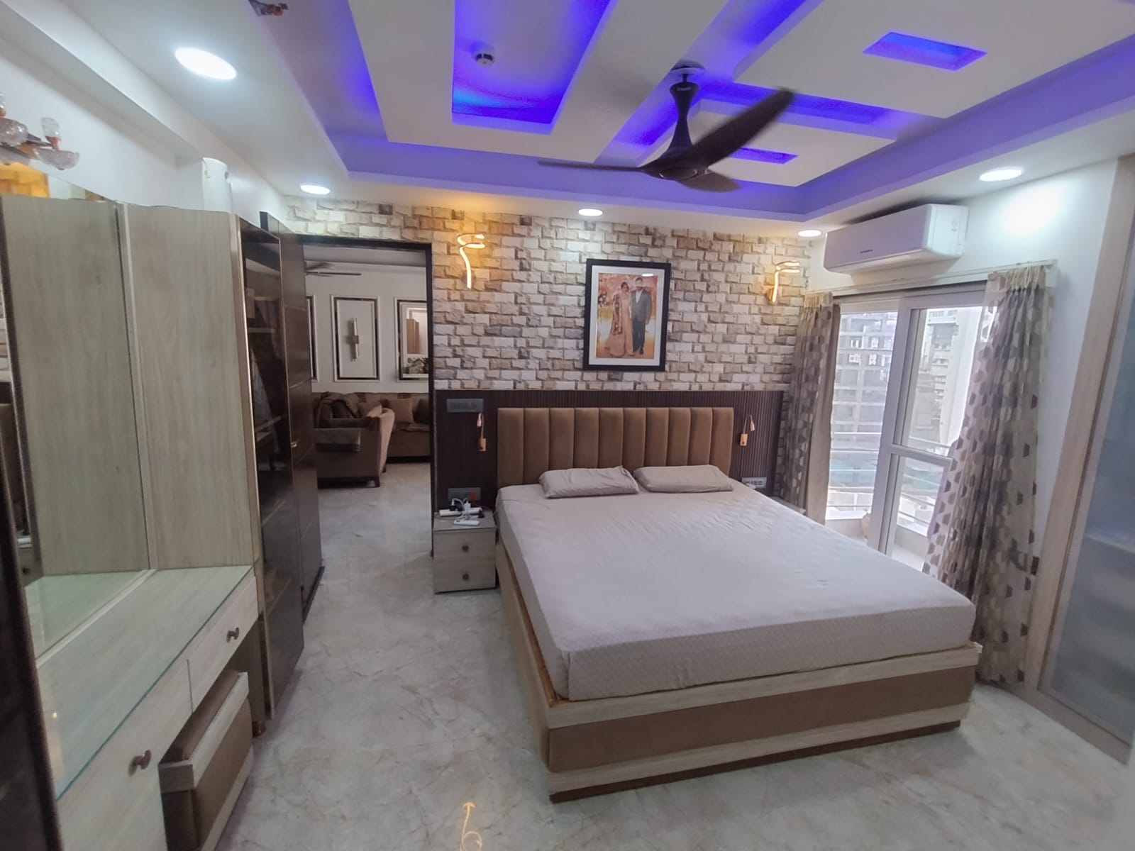 3 BHK + Servant Room Apartment For Sale in Paras Tierea