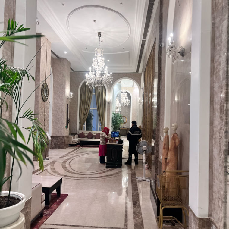 Other, dlf-the-skycourt 3 Bedroom 1931 Sq.Ft. Apartment In Nawada Fatehpur Gurgaon 8617599