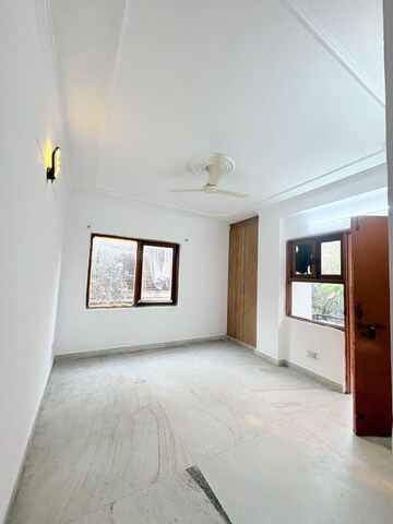 2 BHK Apartment For Rent in Saket