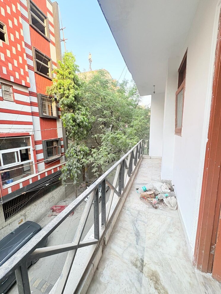 Balcony, saket 2 Bedroom 1200 Sq.Ft. Apartment In Saket Delhi 8617584