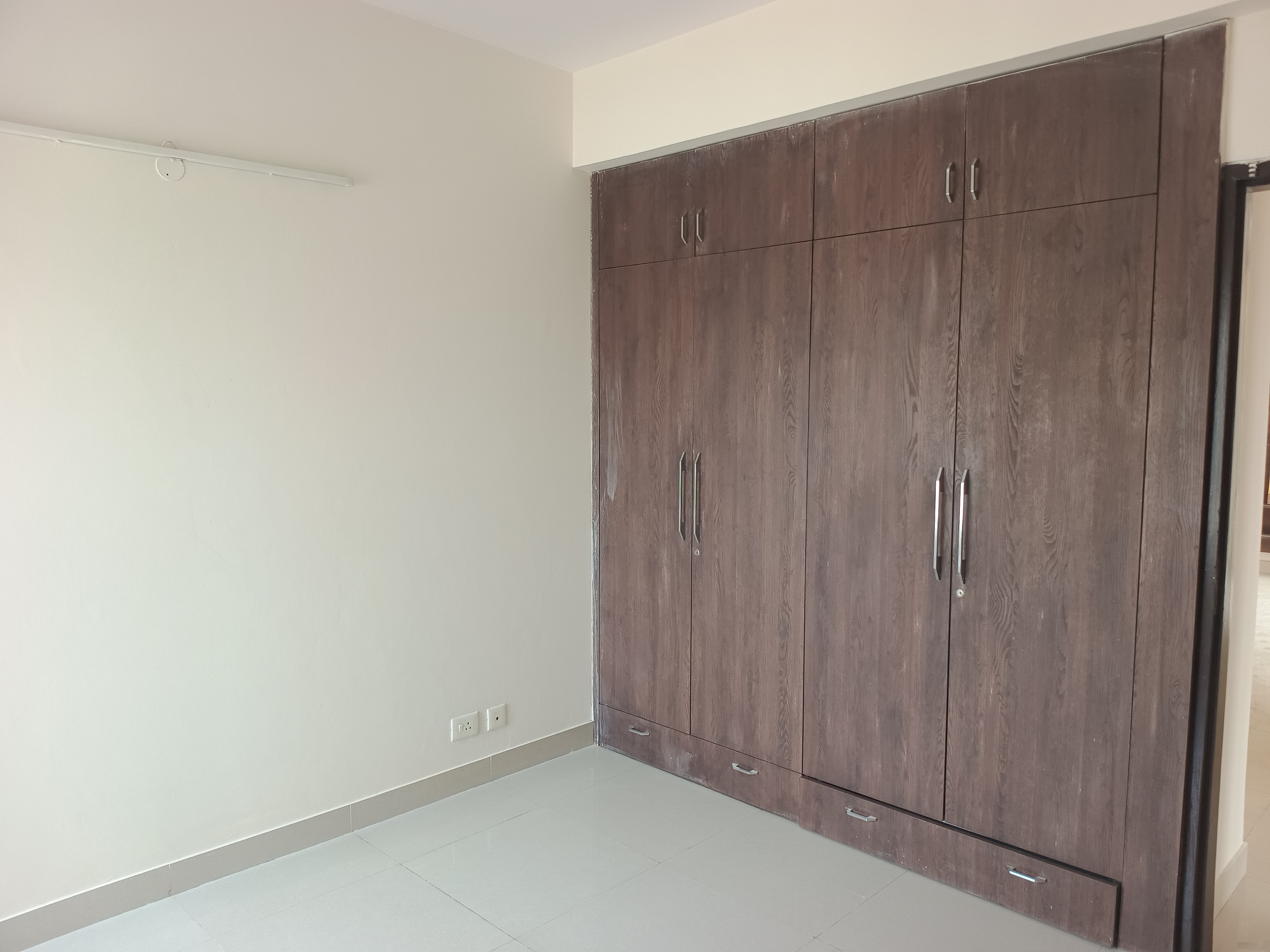 3 BHK + Servant Room 1898 Sq.Ft. Apartment in Adani M2K Oyster Grande