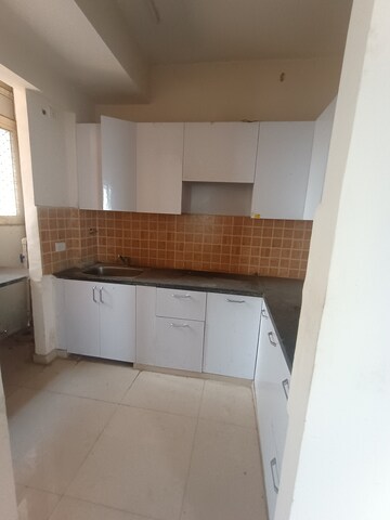 2 BHK Apartment For Rent in Mahagun Mywoods, Sector 16c Greater Noida