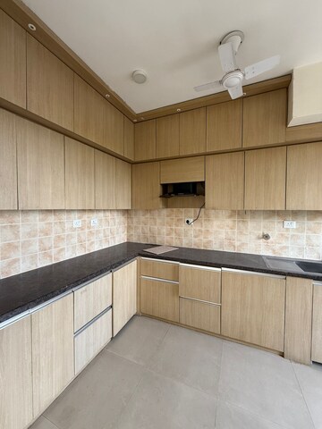 Kitchen in 3 BHK Apartment at DLF The Skycourt, Sector 86 – for Sale