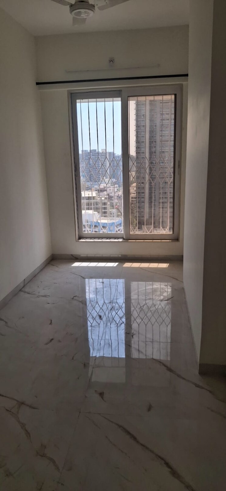Room, jdn-sharon-rose 2.5 Bedroom 900 Sq.Ft. Apartment In Malad West Mumbai 8617636