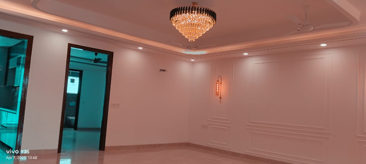 3 BHK + Servant Room Builder Floor For Sale in Ansal Sushant Apartments