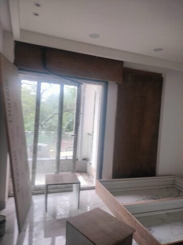Room in 3 BHK Apartment at Saket Nagar – for Sale