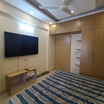 Studio Builder Floor For Sale in Emaar Palm Select, Sector 77
