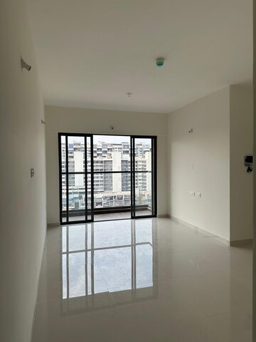 2 BHK Apartment For Rent in Kumar Palmspring Towers, Undri
