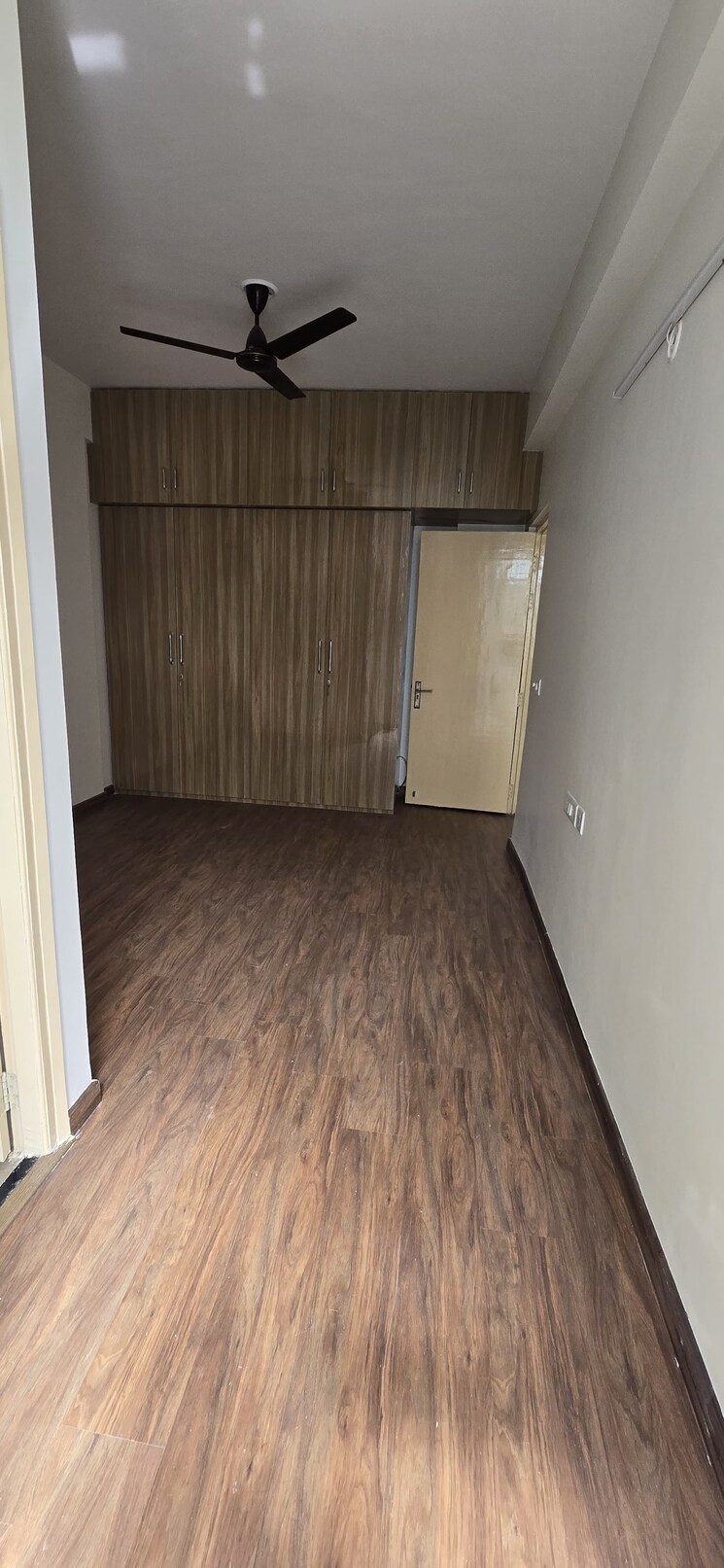 Room, wave-executive-floors 3 Bedroom 1129 Sq.Ft. Apartment In Wave City Ghaziabad 8617722