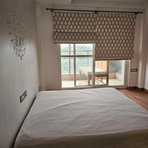 Room in 4 BHK Builder Floor at Hong Kong Bazaar, Sector 56 – for Sale