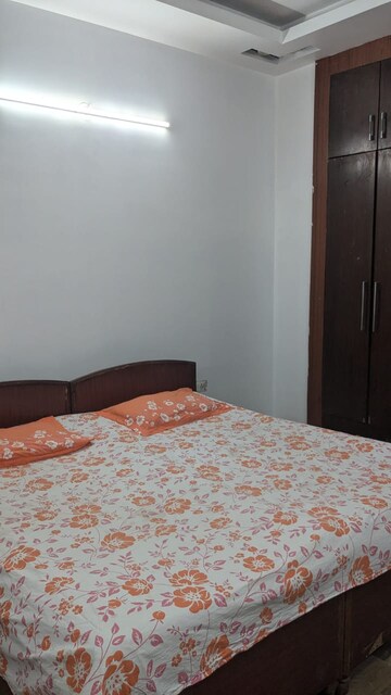 3 BHK Apartment For Rent in Saurabh Niwas, Sector 40