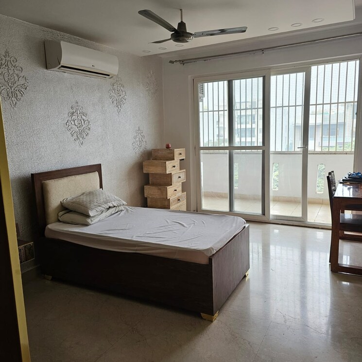 Kitchen, hong-kong-bazaar 4 Bedroom 300 Sq.Yd. Builder Floor In Sector 56 Gurgaon 8617720