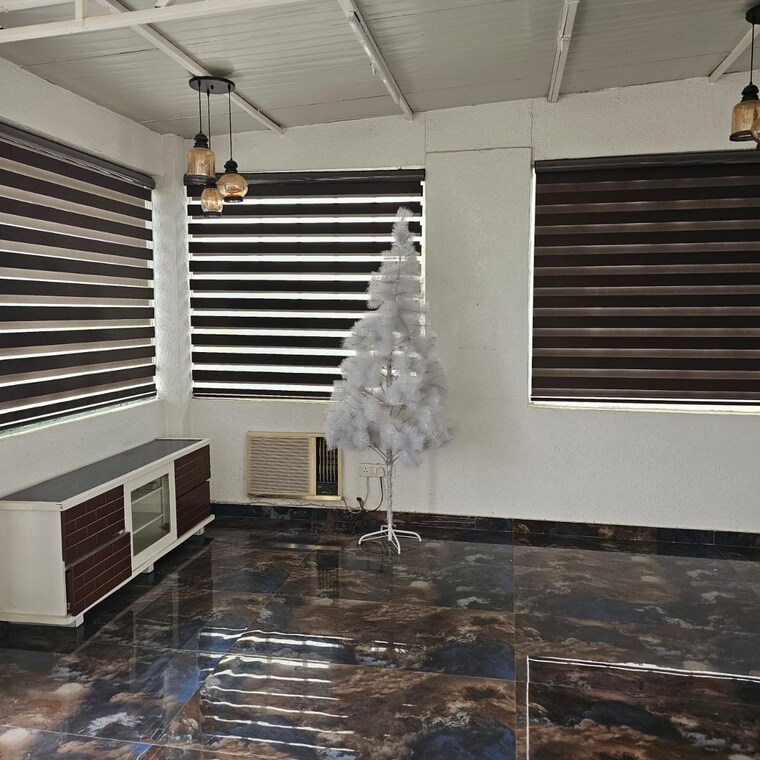 undefined, hong-kong-bazaar 4 Bedroom 300 Sq.Yd. Builder Floor In Sector 56 Gurgaon 8617720