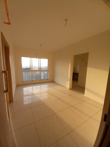 1 BHK Apartment For Rent in Godrej Nirvaan, Themghar