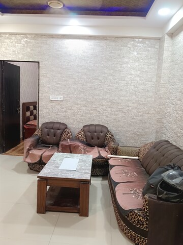 Living Room in 2 BHK Builder Floor at Shri Kishanpura – for Rent