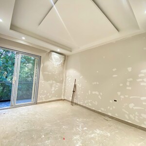 Room in 4 BHK Builder Floor at Vasant Kunj – for Sale