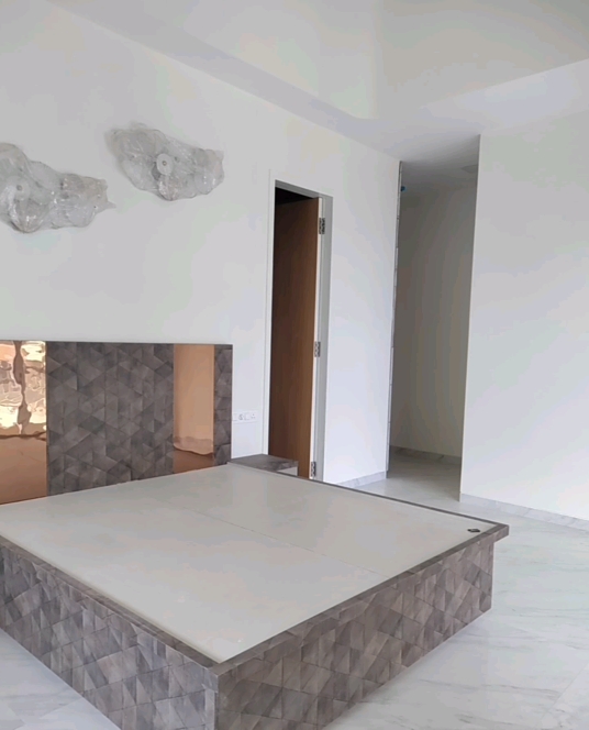 4 BHK + Servant Room Apartment For Sale in Bombay Realty One ICC