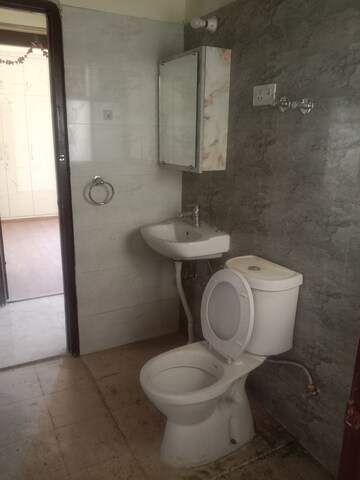 Bathroom in 3 BHK Apartment at Amrapali Dream Valley, Tech Zone 4 Greater Noida – for Rent