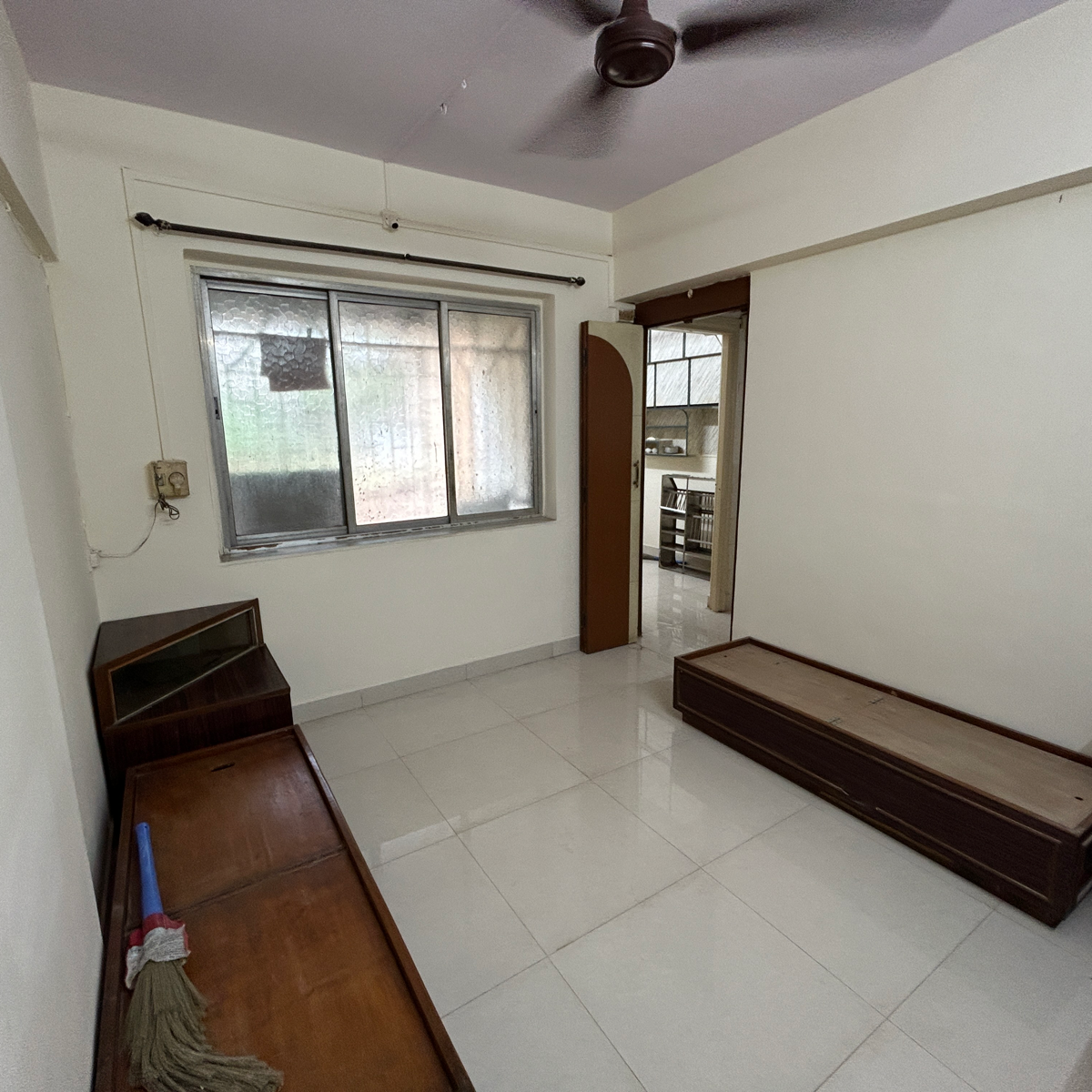 1 BHK Apartment For Rent in Mandakini CHS