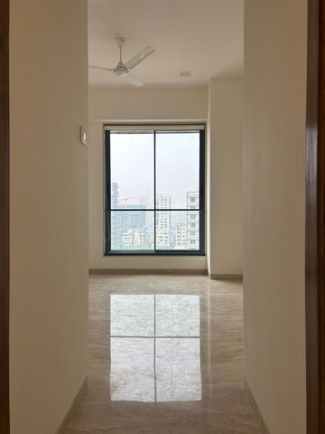 Room in 1 BHK Apartment at Nandivardhan Park Pallazzo, Dadar East – for Sale