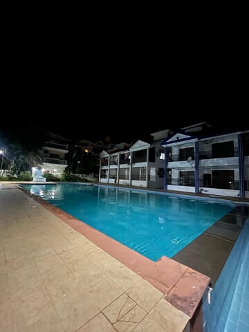 Swimming Pool in 2 BHK Apartment at Siolim – for Rent