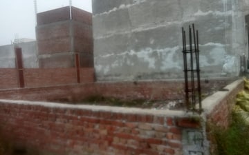 Plot For Sale in Select City Residency, Tilapta