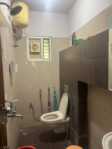 Bathroom in 3 BHK Apartment at Sri Sai Homes kondapur, Kondapur – for Rent