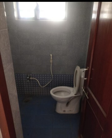 Bathroom in 2 BHK Independent House at Aliganj – for Rent