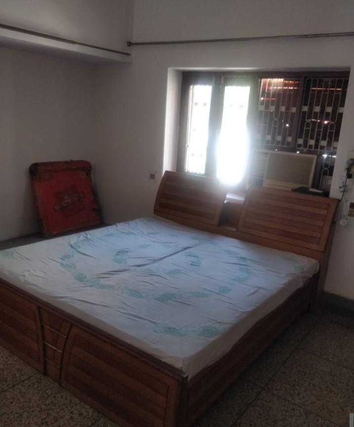 2 BHK + Extra Room Independent House For Rent in Aliganj