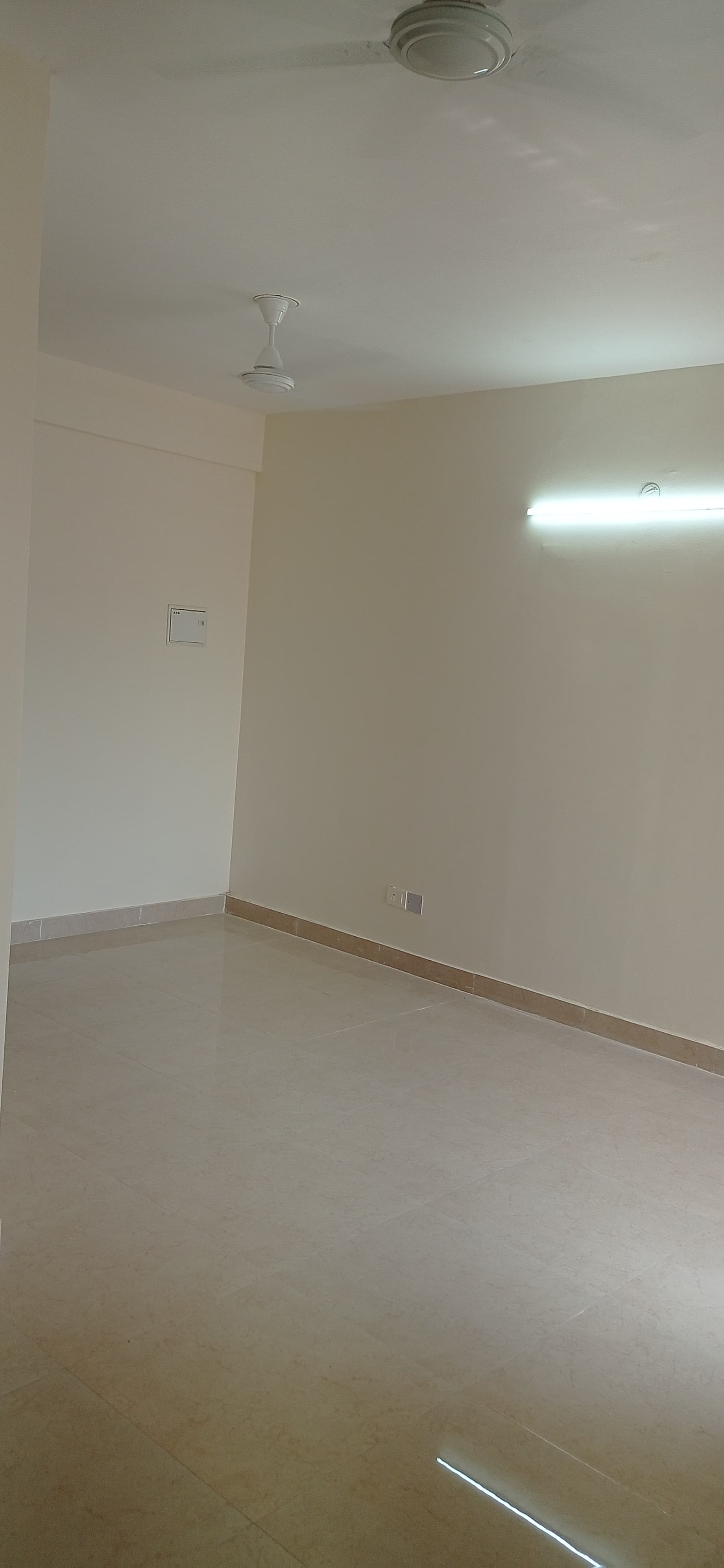 2 BHK Apartment For Rent in Signature Global The Millennia